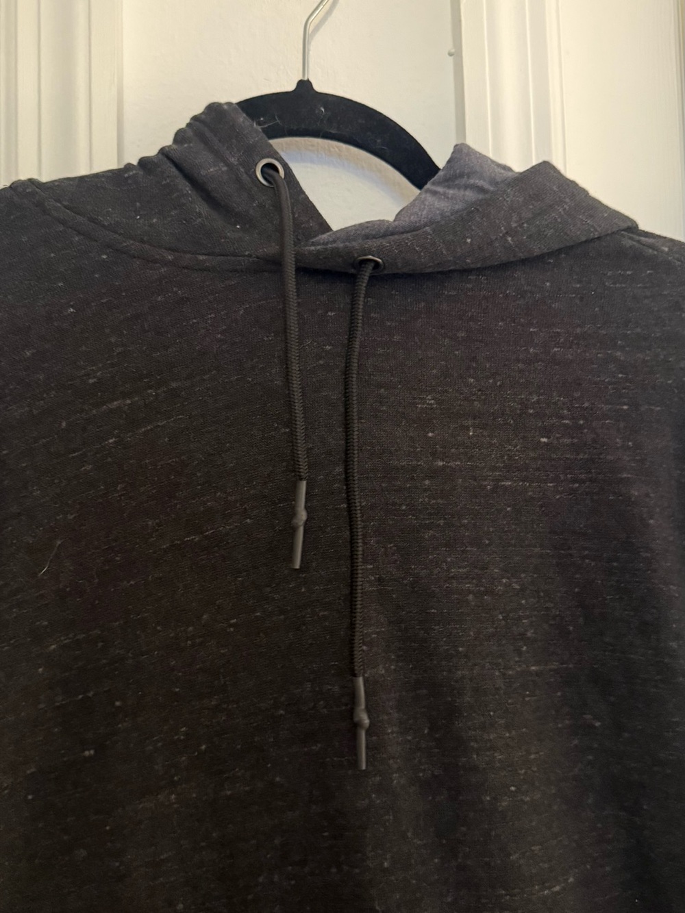 Urban Pipeline Charcoal Gray Pullover Hoodie size small